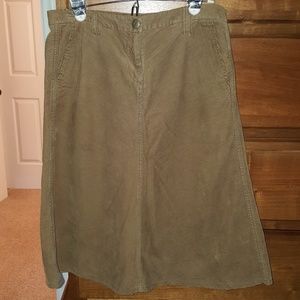 Corduroy skirt